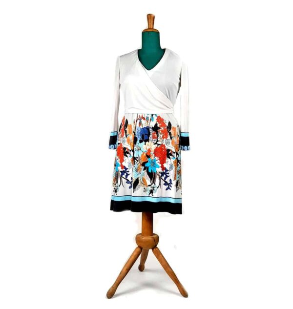 Abito bianco anni '70 con fiori
