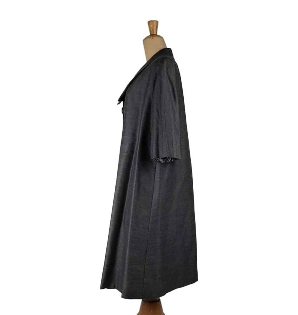 Soprabito taglio trapezio